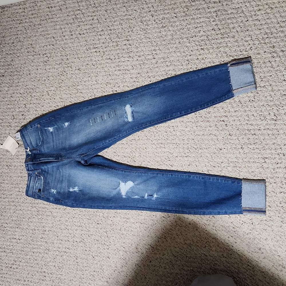 Never worn, women's jeans